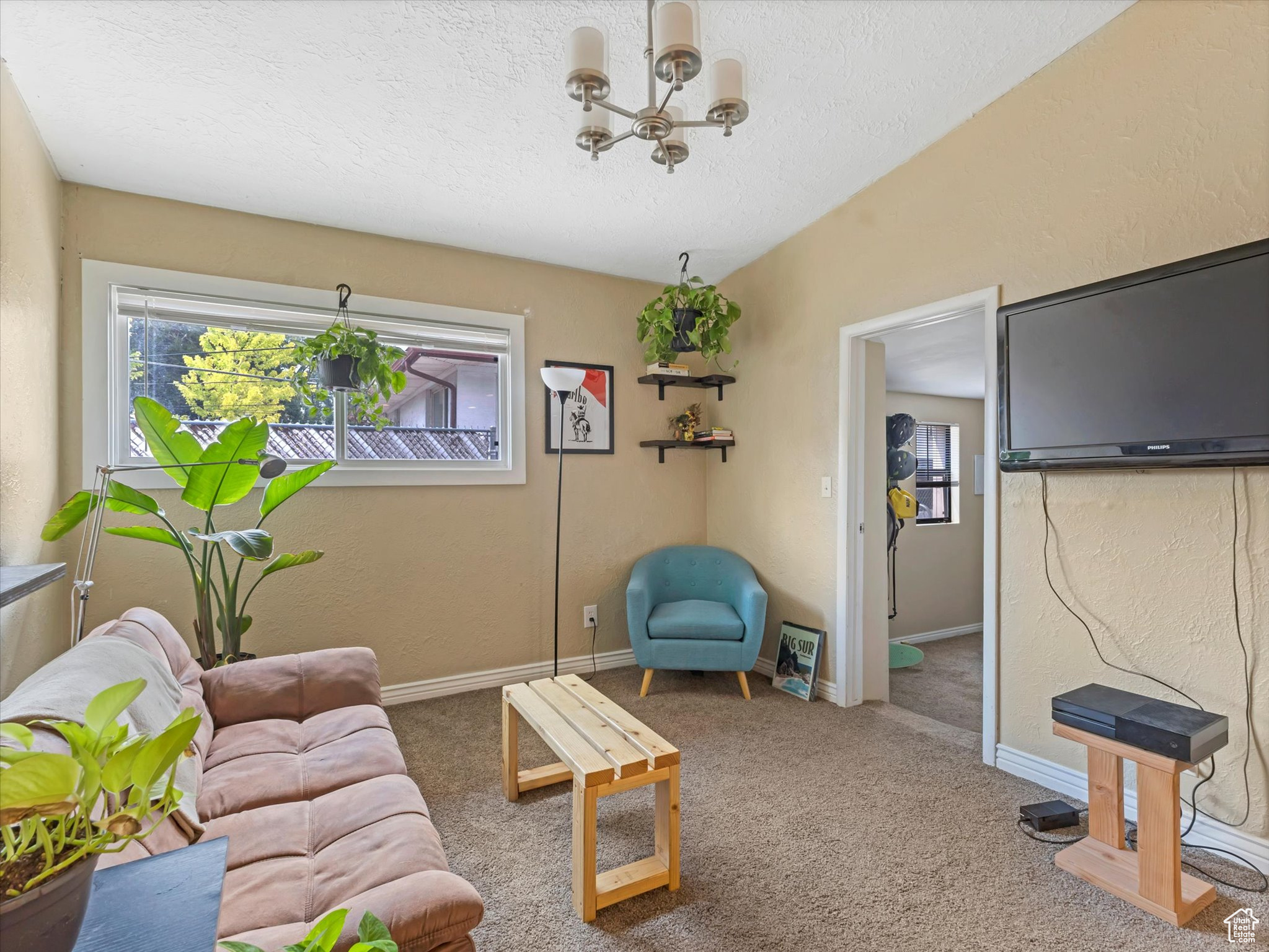 BLK 6, FOREST DALE S - Residential Income