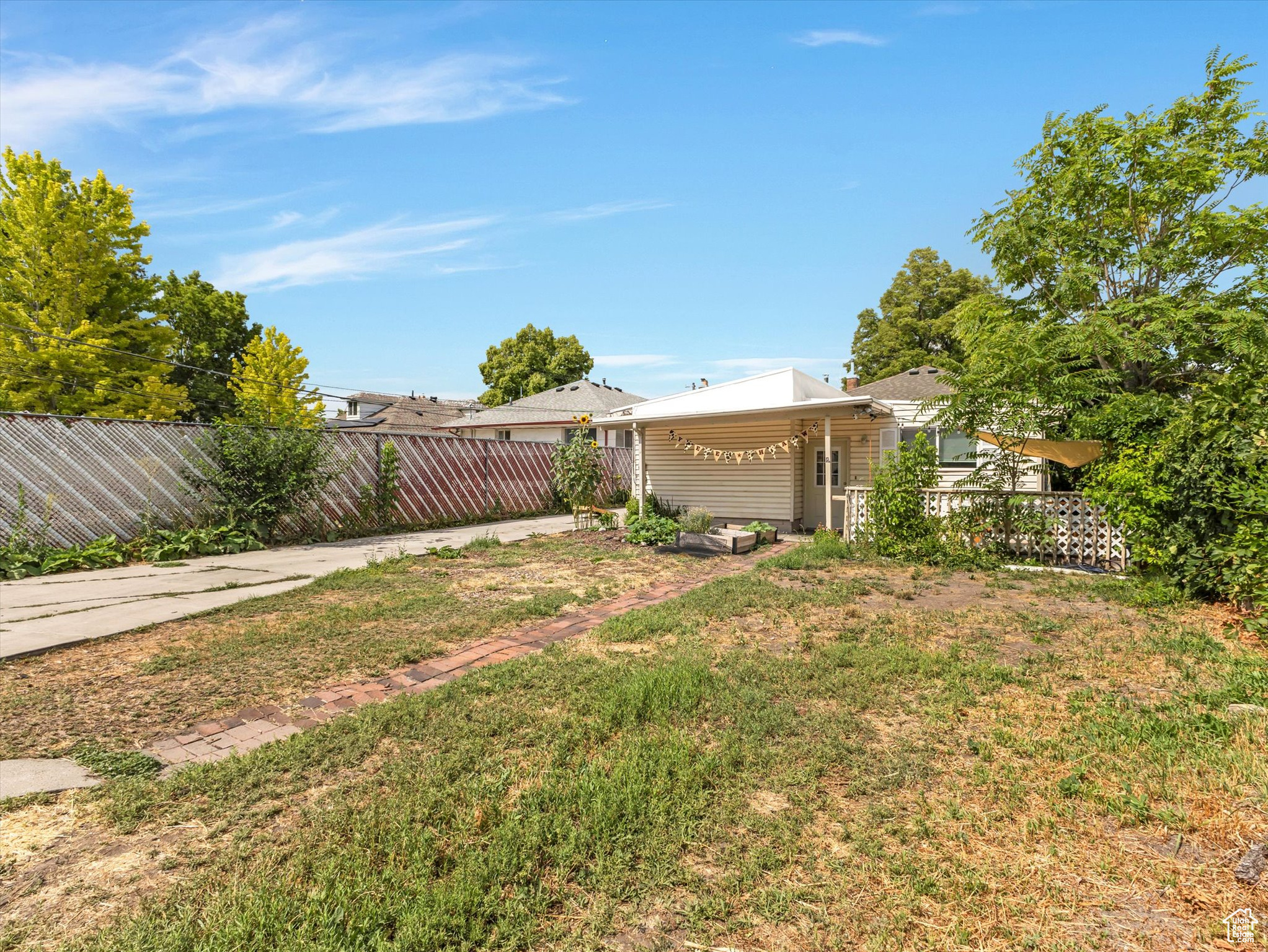 BLK 6, FOREST DALE S - Residential Income