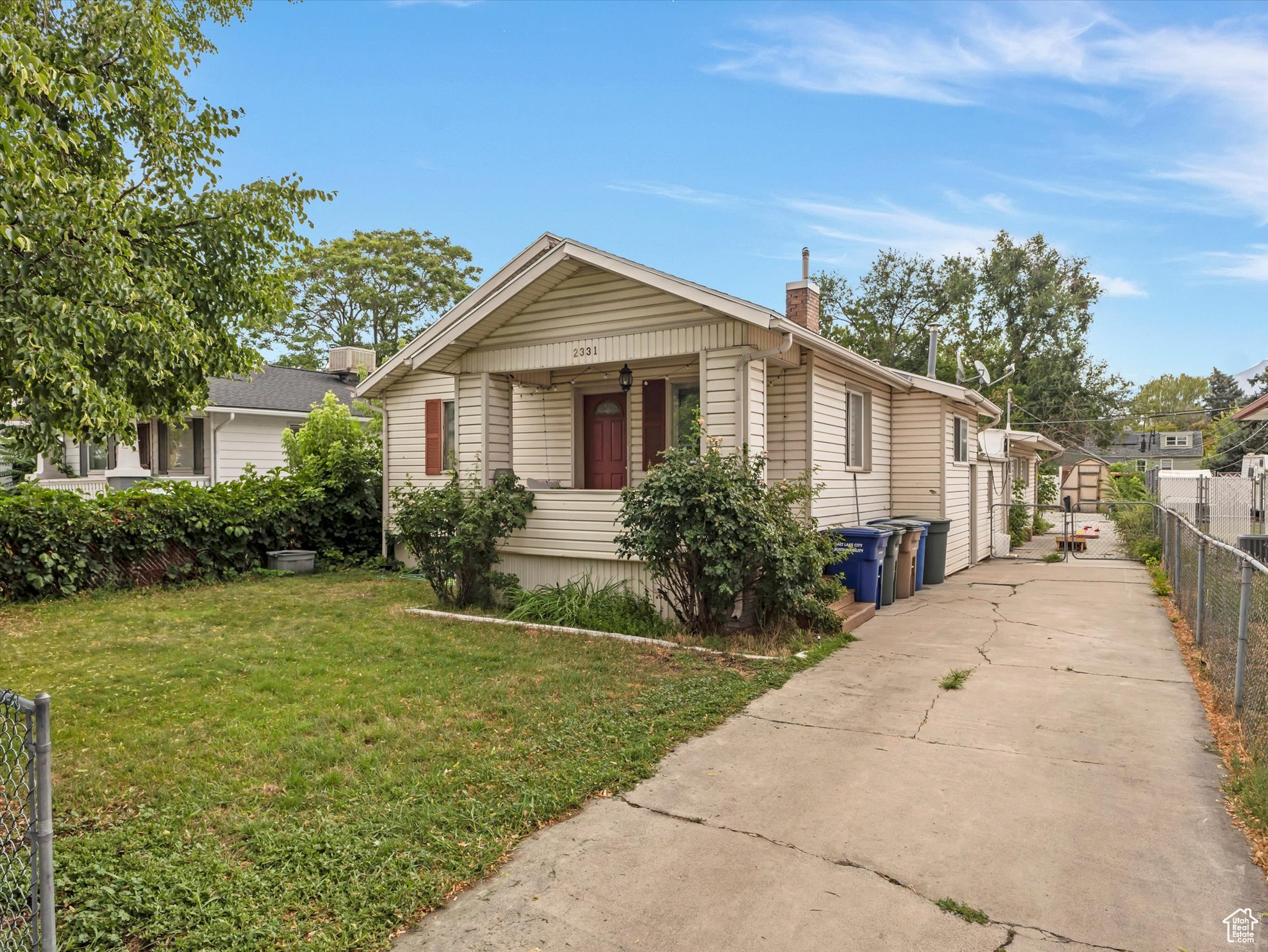BLK 6, FOREST DALE S - Residential Income