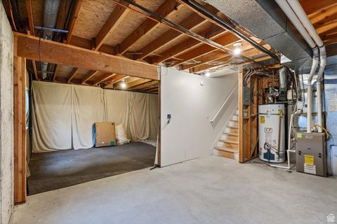 Tiny photo for 2167 E ALTA COVE CIR, Sandy, UT 84093 (MLS # 2116498)