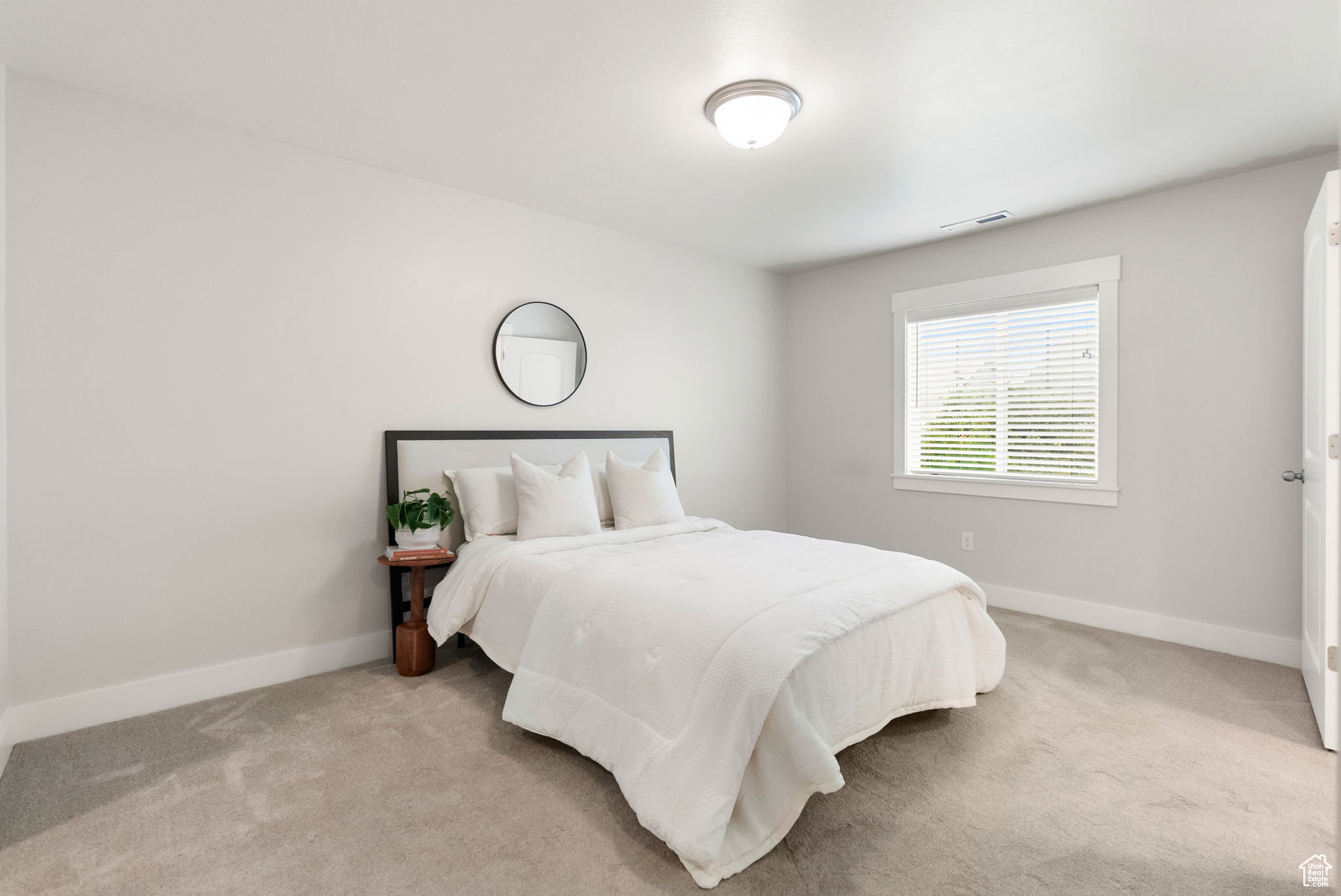THE COVE AT HYDE PARK - Residential
