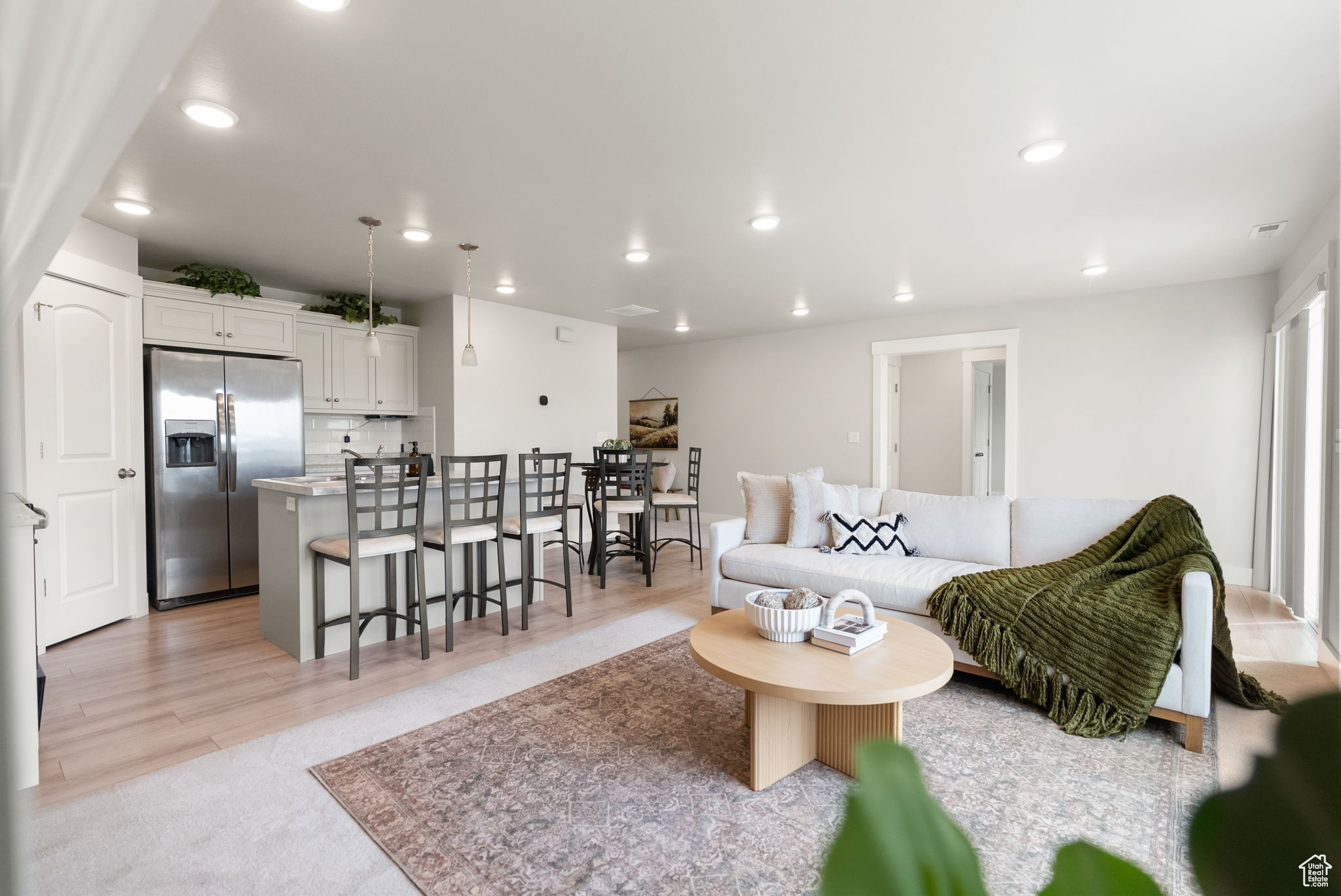 THE COVE AT HYDE PARK - Residential