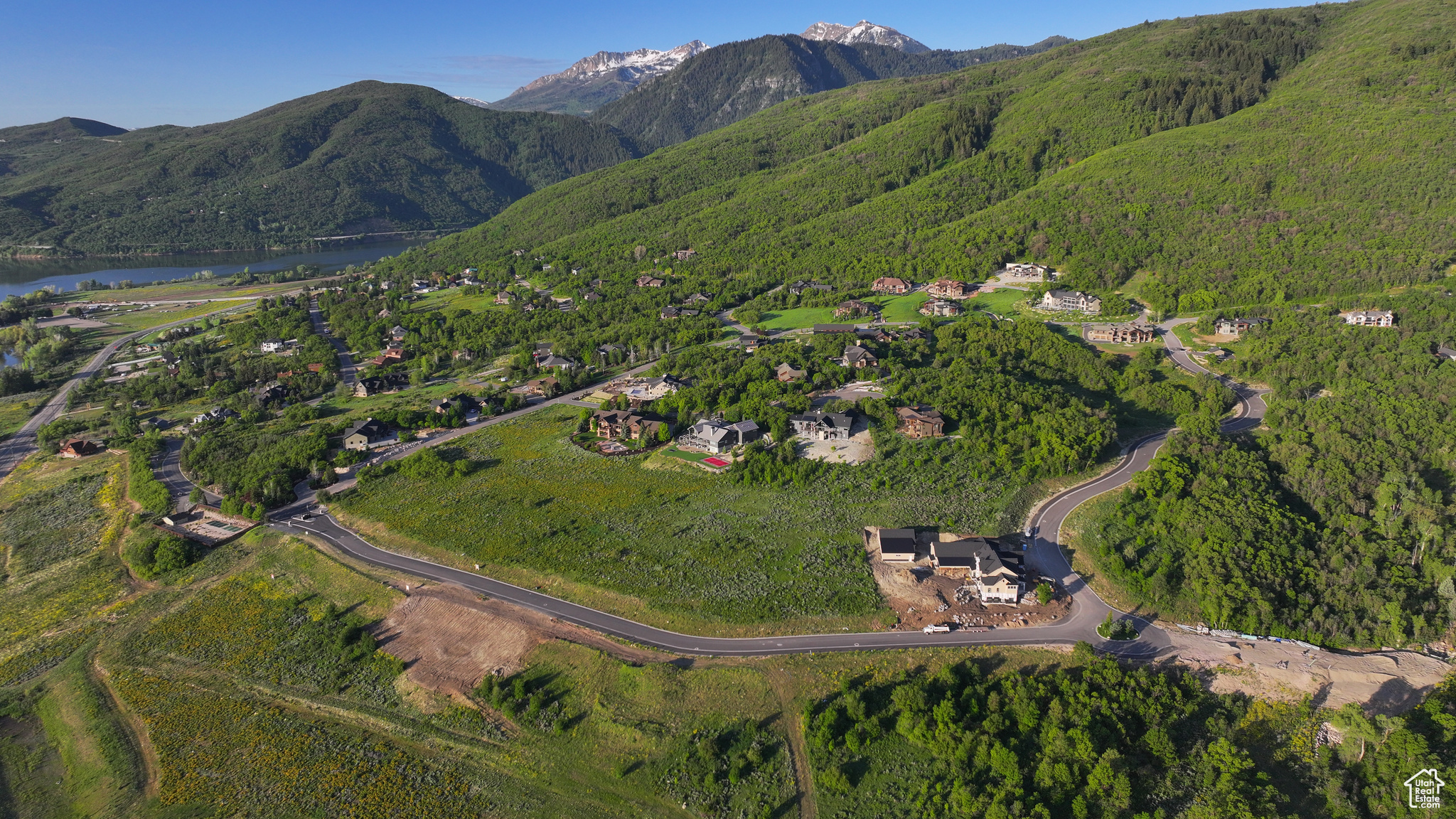 PINEVIEW OVERLOOK - Land