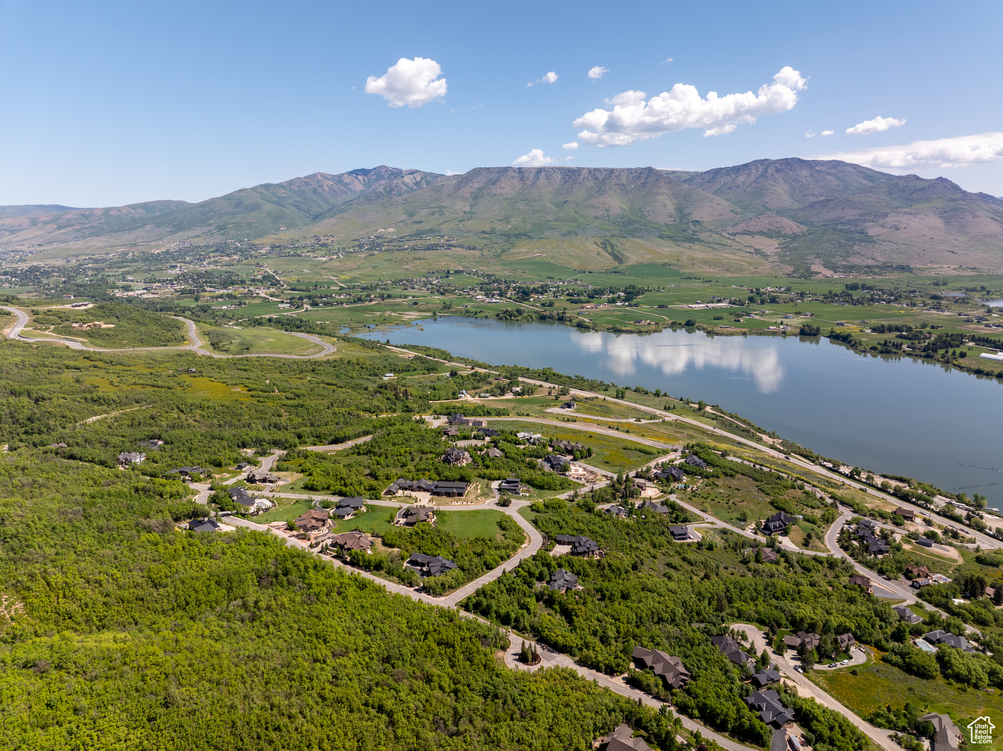 PINEVIEW OVERLOOK - Land