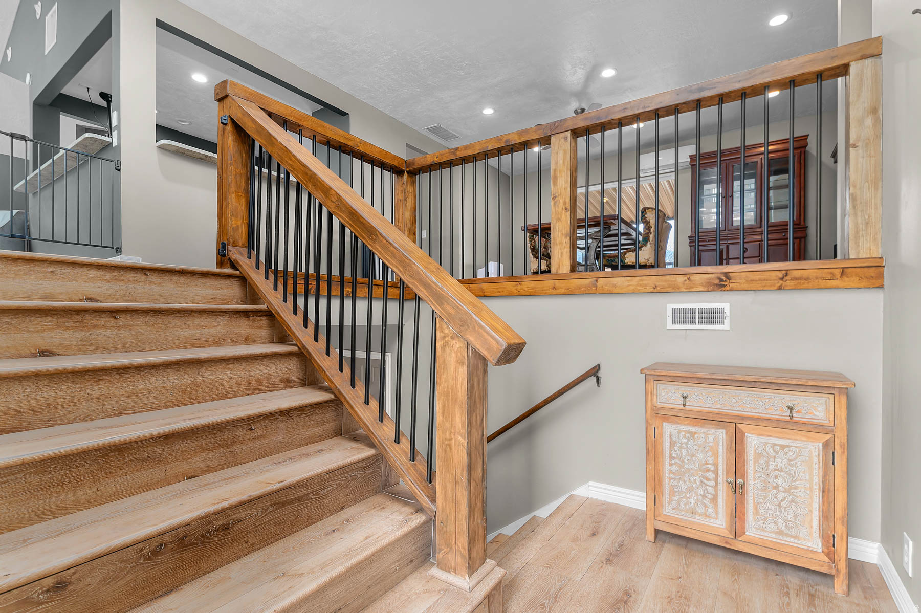 WILLOW WICK #7 - Residential