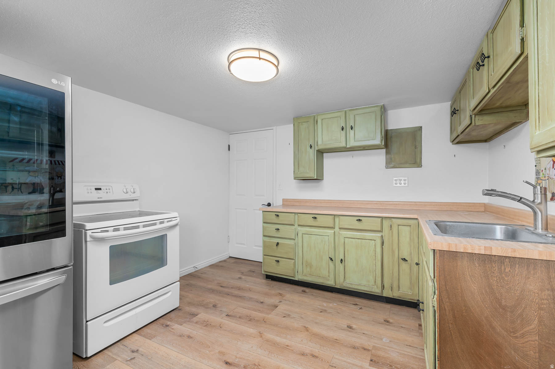 WILLOW WICK #7 - Residential