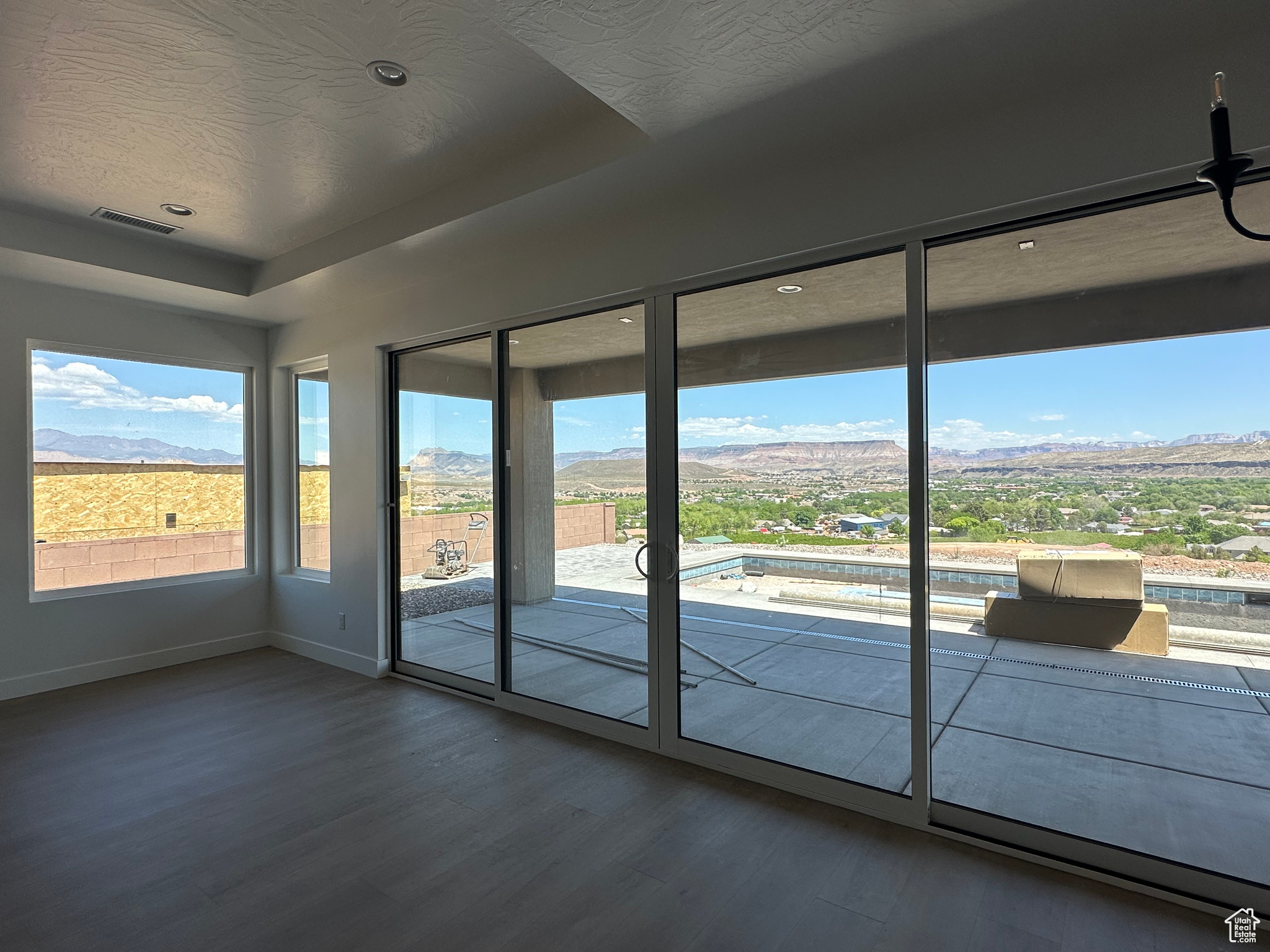 579 S 1800, Hurricane, Utah image 10