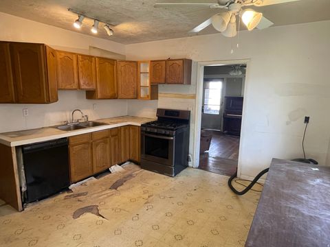 Tiny photo for 733 OGDEN AVE, Ogden, UT 84404 (MLS # 2151675)