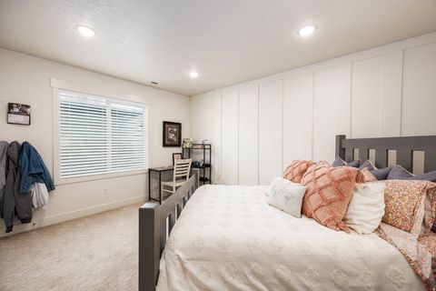 Tiny photo for 594 E 1000 N, Mapleton, UT 84664 (MLS # 2144063)