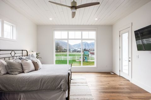 Tiny photo for 594 E 1000 N, Mapleton, UT 84664 (MLS # 2144063)