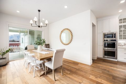 Tiny photo for 594 E 1000 N, Mapleton, UT 84664 (MLS # 2144063)