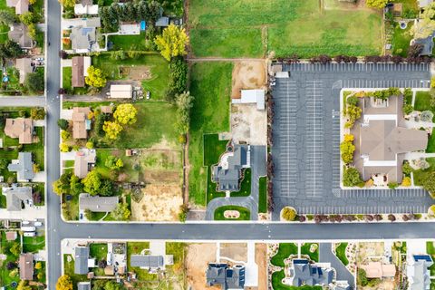 Tiny photo for 594 E 1000 N, Mapleton, UT 84664 (MLS # 2144063)