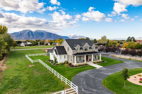 Tiny photo for 594 E 1000 N, Mapleton, UT 84664 (MLS # 2144063)
