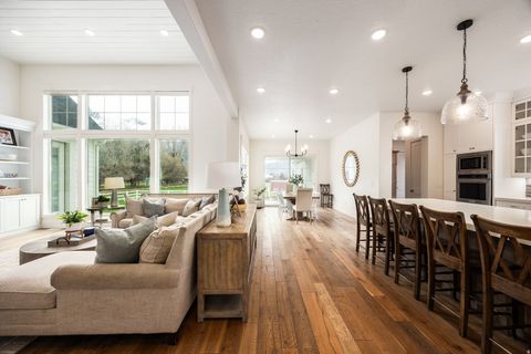 Tiny photo for 594 E 1000 N, Mapleton, UT 84664 (MLS # 2144063)