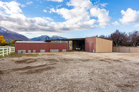 Tiny photo for 594 E 1000 N, Mapleton, UT 84664 (MLS # 2144063)