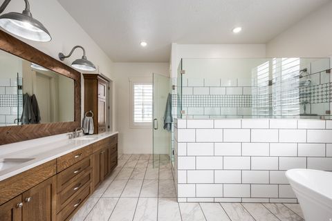 Tiny photo for 594 E 1000 N, Mapleton, UT 84664 (MLS # 2144063)