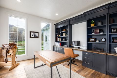 Tiny photo for 594 E 1000 N, Mapleton, UT 84664 (MLS # 2144063)