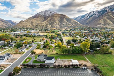 Tiny photo for 594 E 1000 N, Mapleton, UT 84664 (MLS # 2144063)