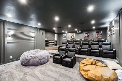 Tiny photo for 594 E 1000 N, Mapleton, UT 84664 (MLS # 2144063)