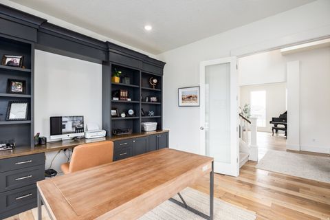 Tiny photo for 594 E 1000 N, Mapleton, UT 84664 (MLS # 2144063)