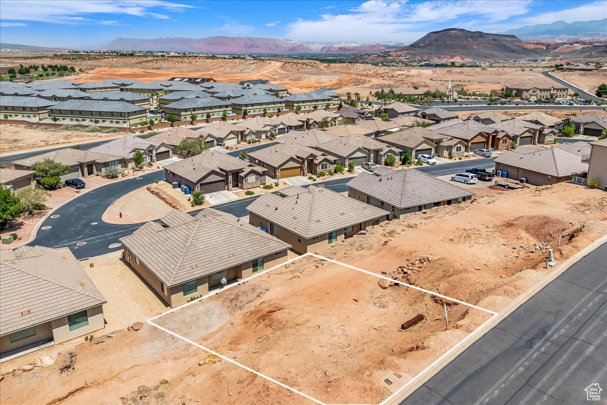 JOSHUA @ SOUTHGATE - Land