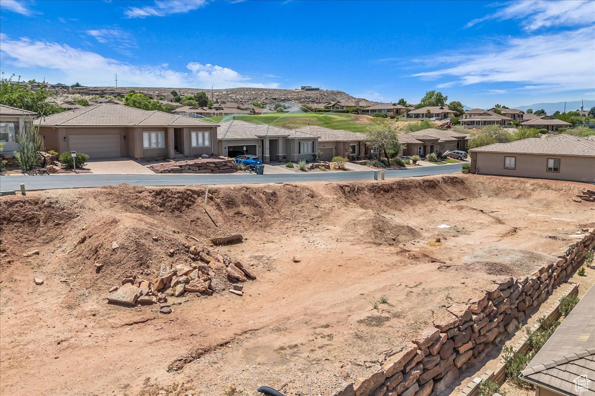 JOSHUA @ SOUTHGATE - Land