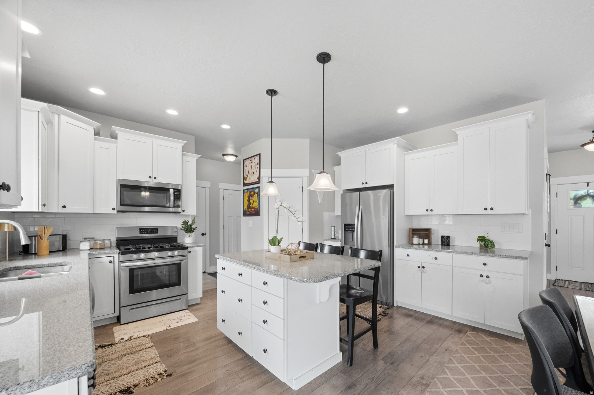 HILLSDALE HEIGHTS - Residential