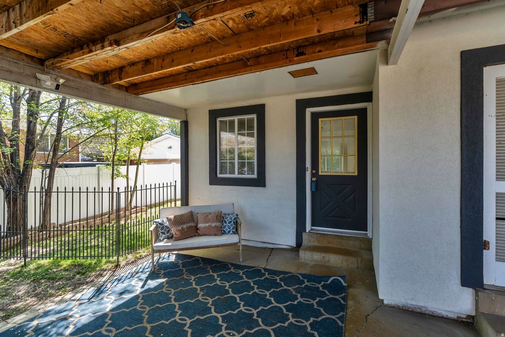 Photo of 1461 W GILLESPIE AVE, Salt Lake City, UT 84104 (MLS # 2149125)