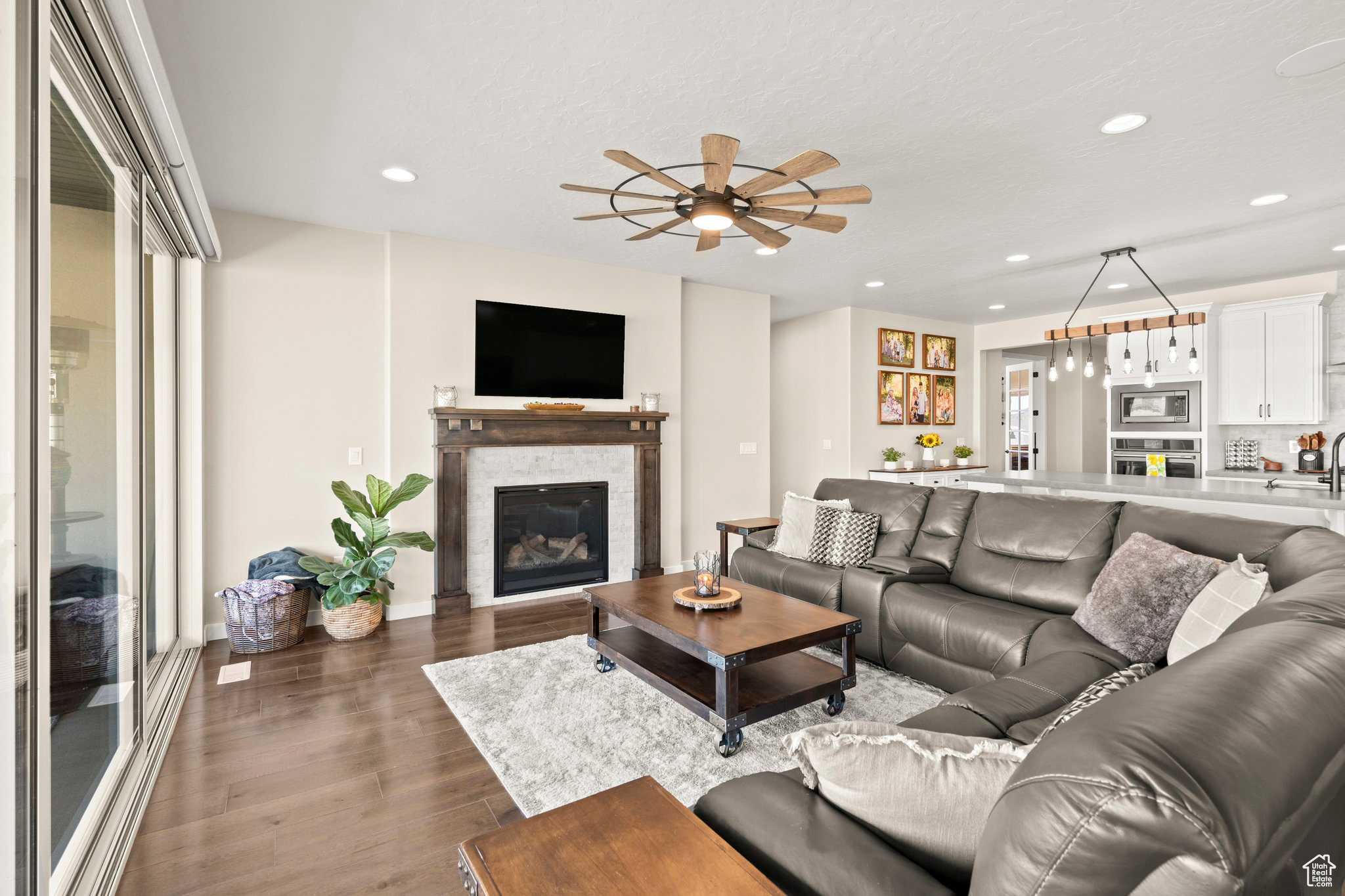 RIDGEVIEW ESTATES - Residential