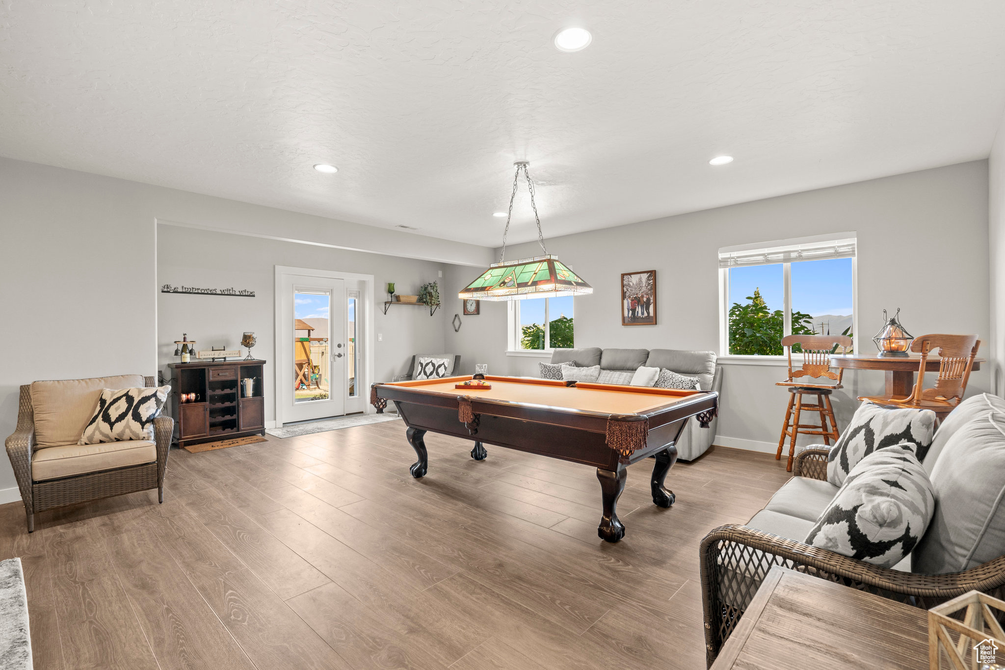 RIDGEVIEW ESTATES - Residential