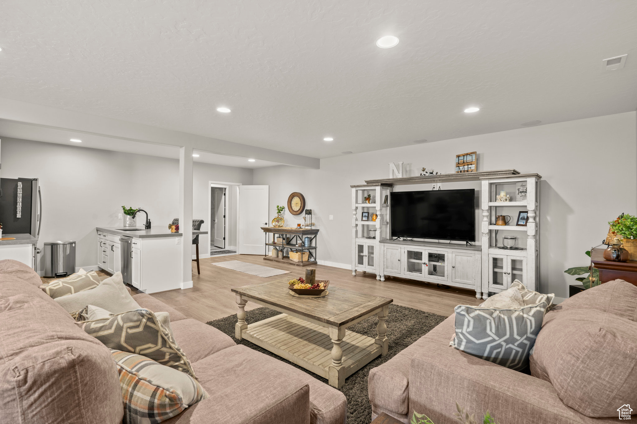 RIDGEVIEW ESTATES - Residential