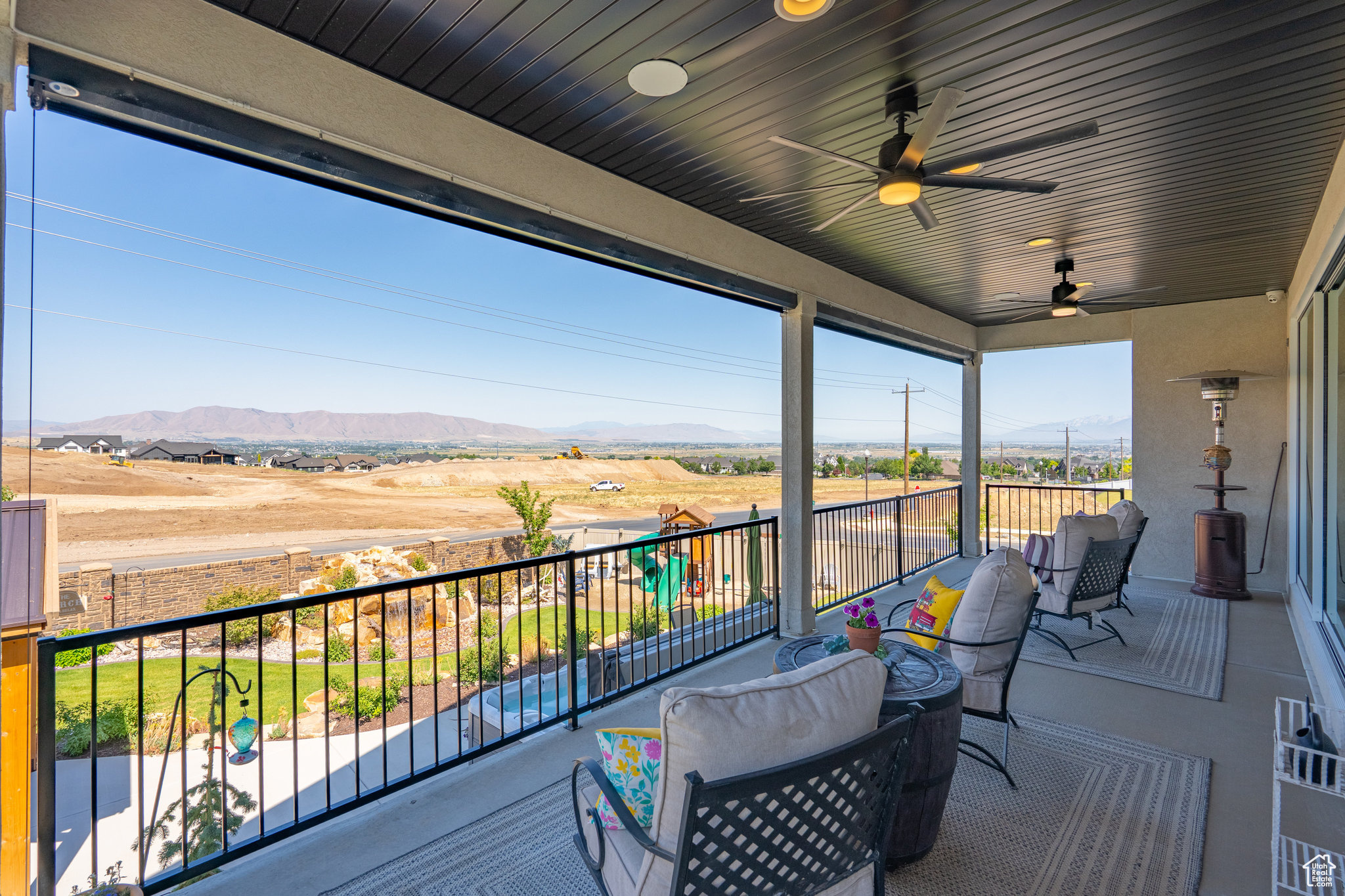 RIDGEVIEW ESTATES - Residential