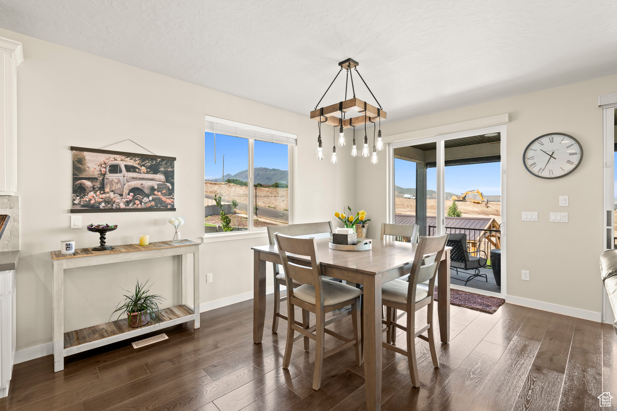 RIDGEVIEW ESTATES - Residential