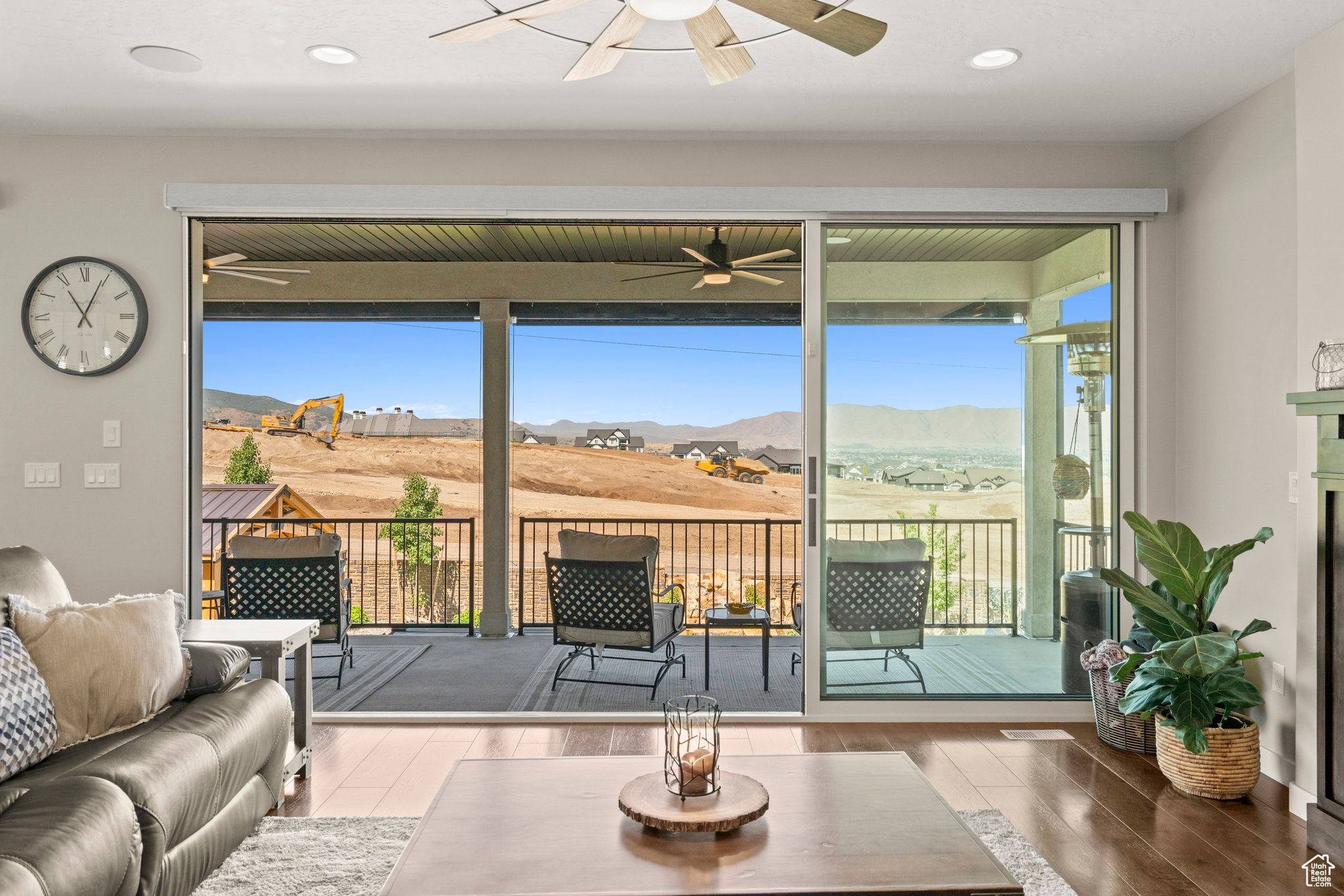 RIDGEVIEW ESTATES - Residential