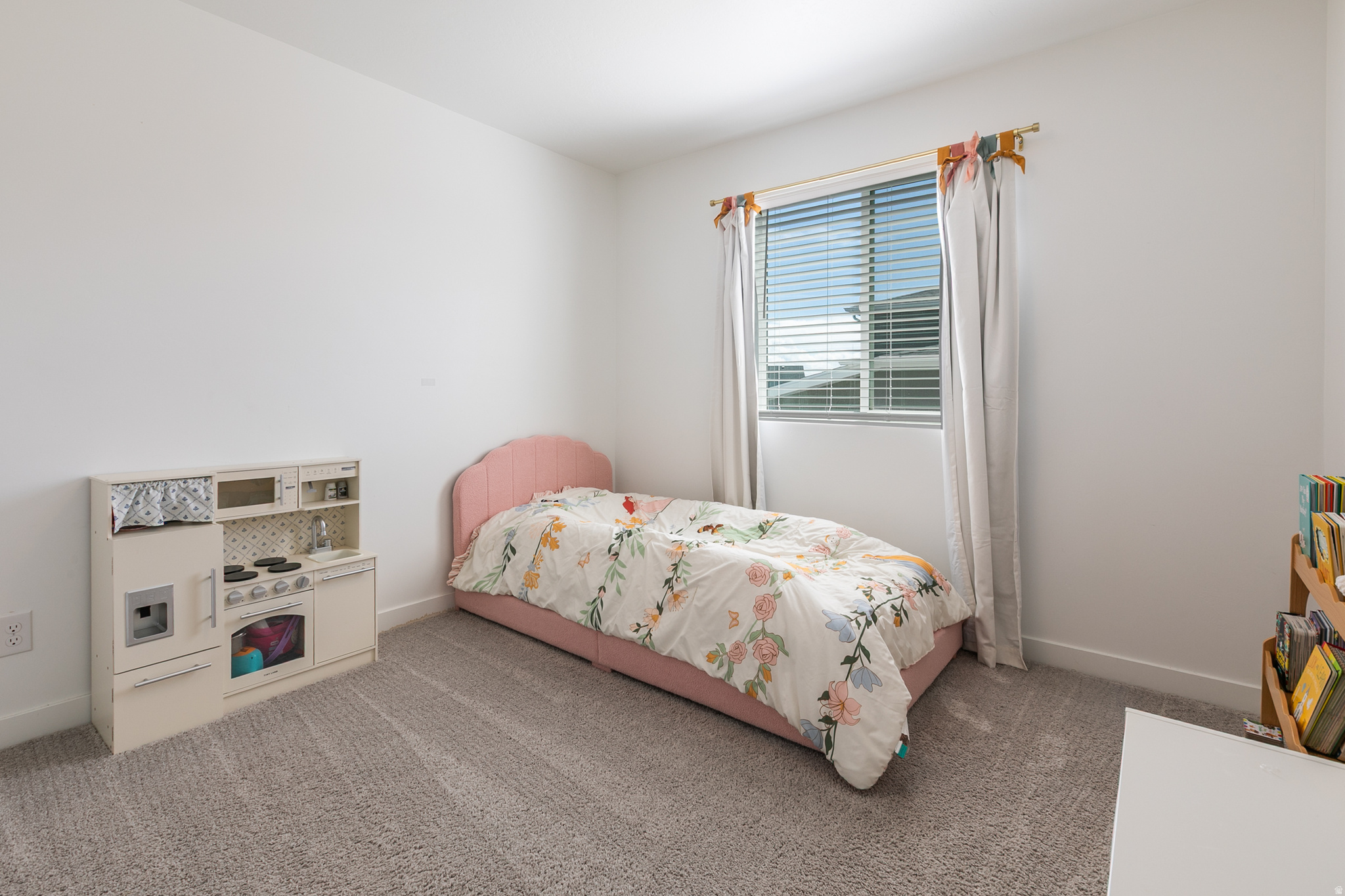 THE FIELDS - Residential