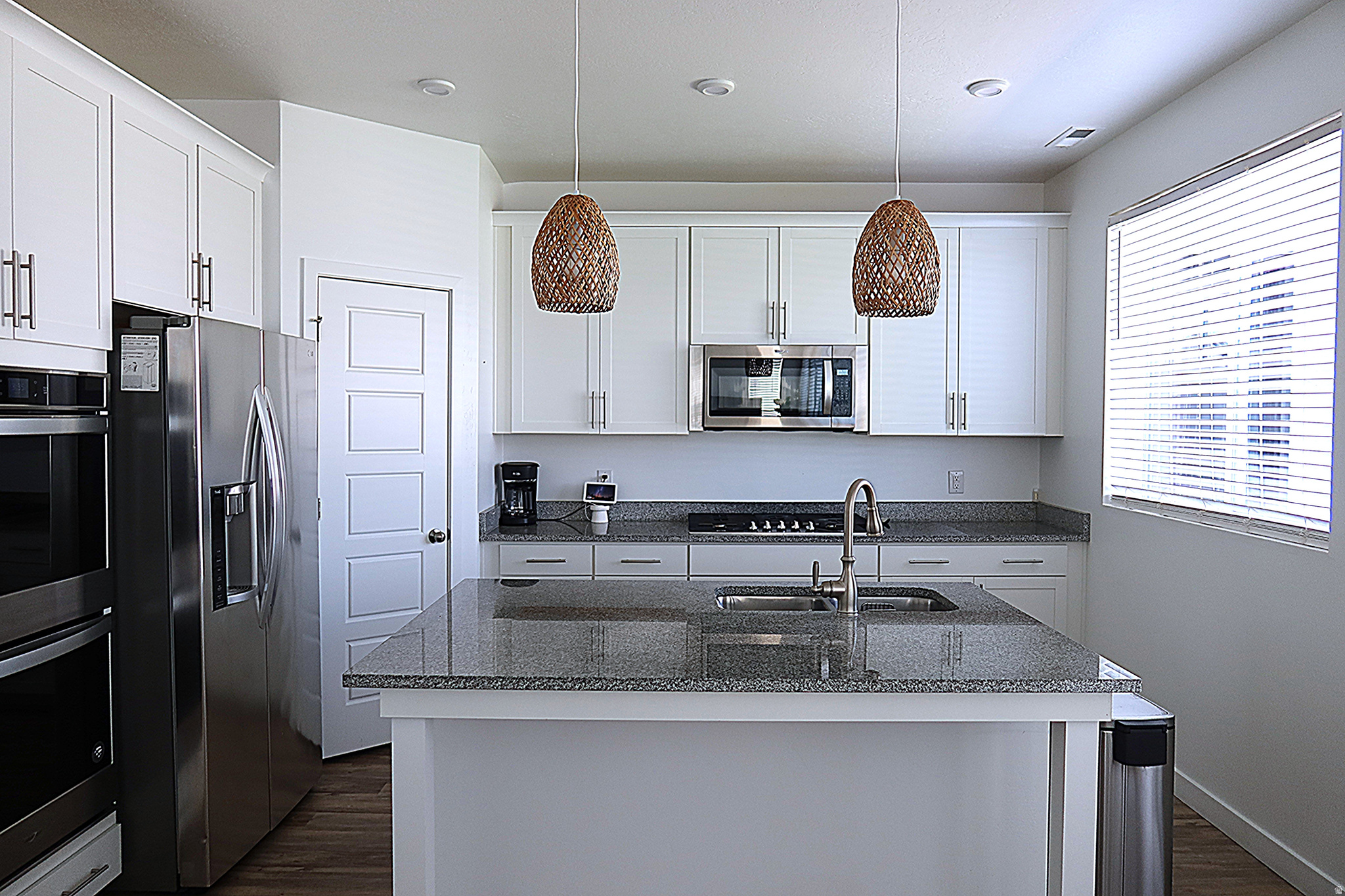 THE FIELDS - Residential