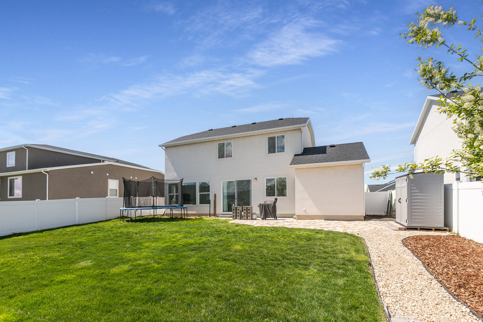 THE FIELDS - Residential