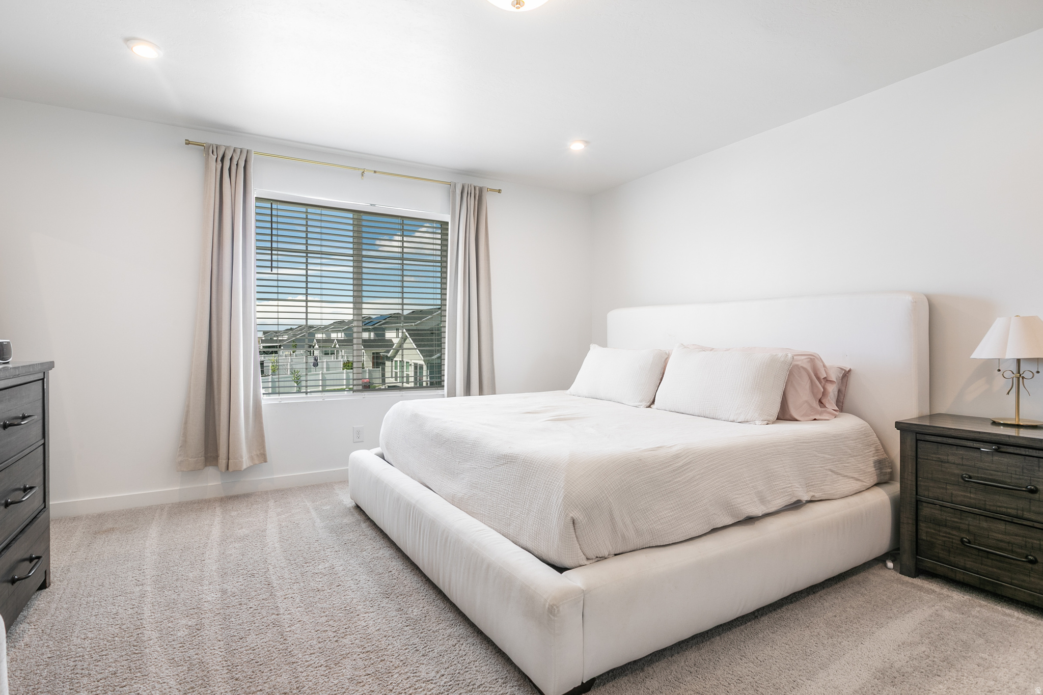 THE FIELDS - Residential