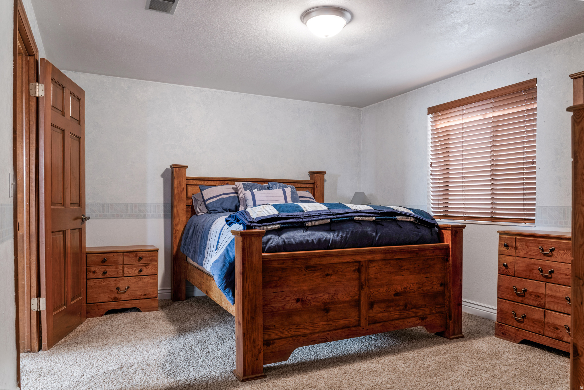 HUNTER HILL - Residential