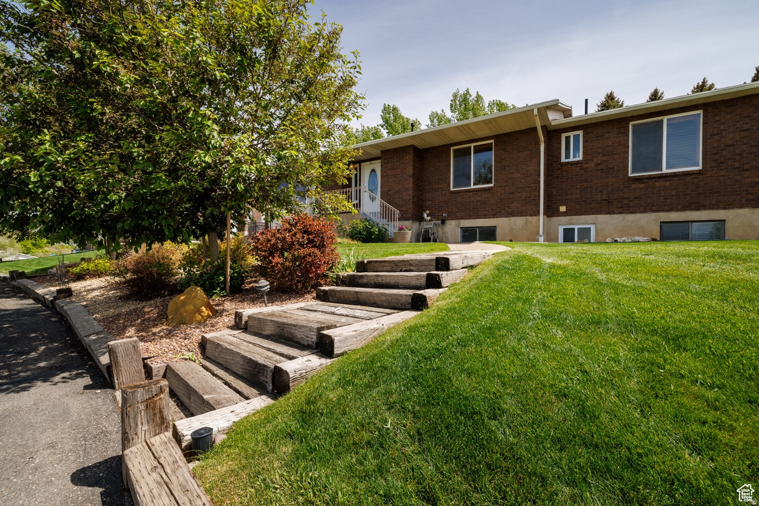 HUNTER HILL - Residential