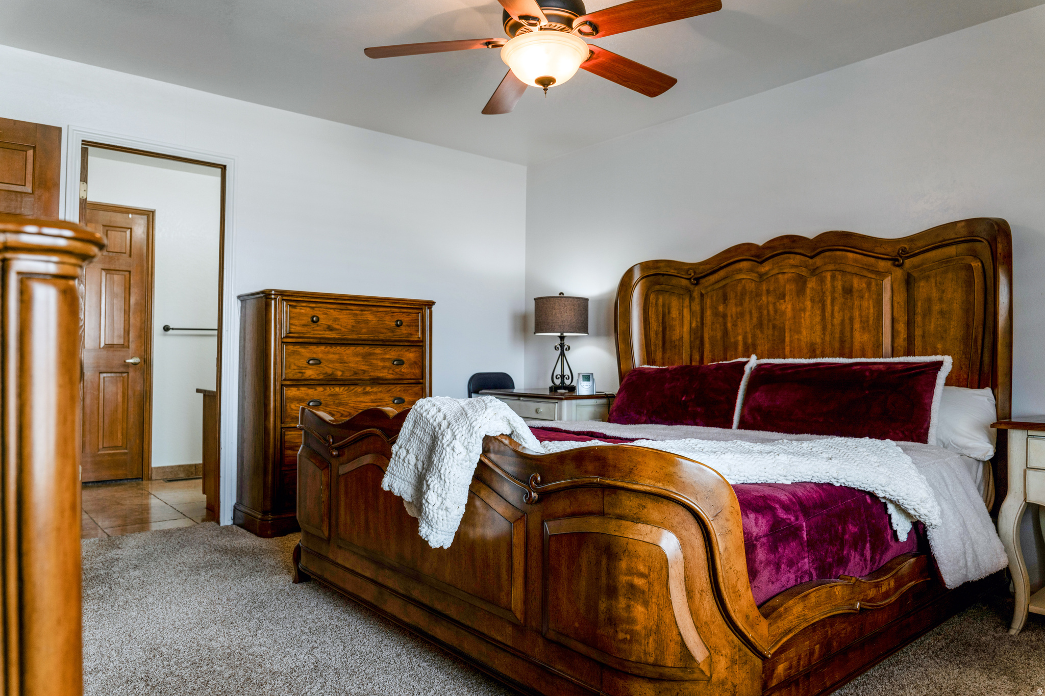 HUNTER HILL - Residential