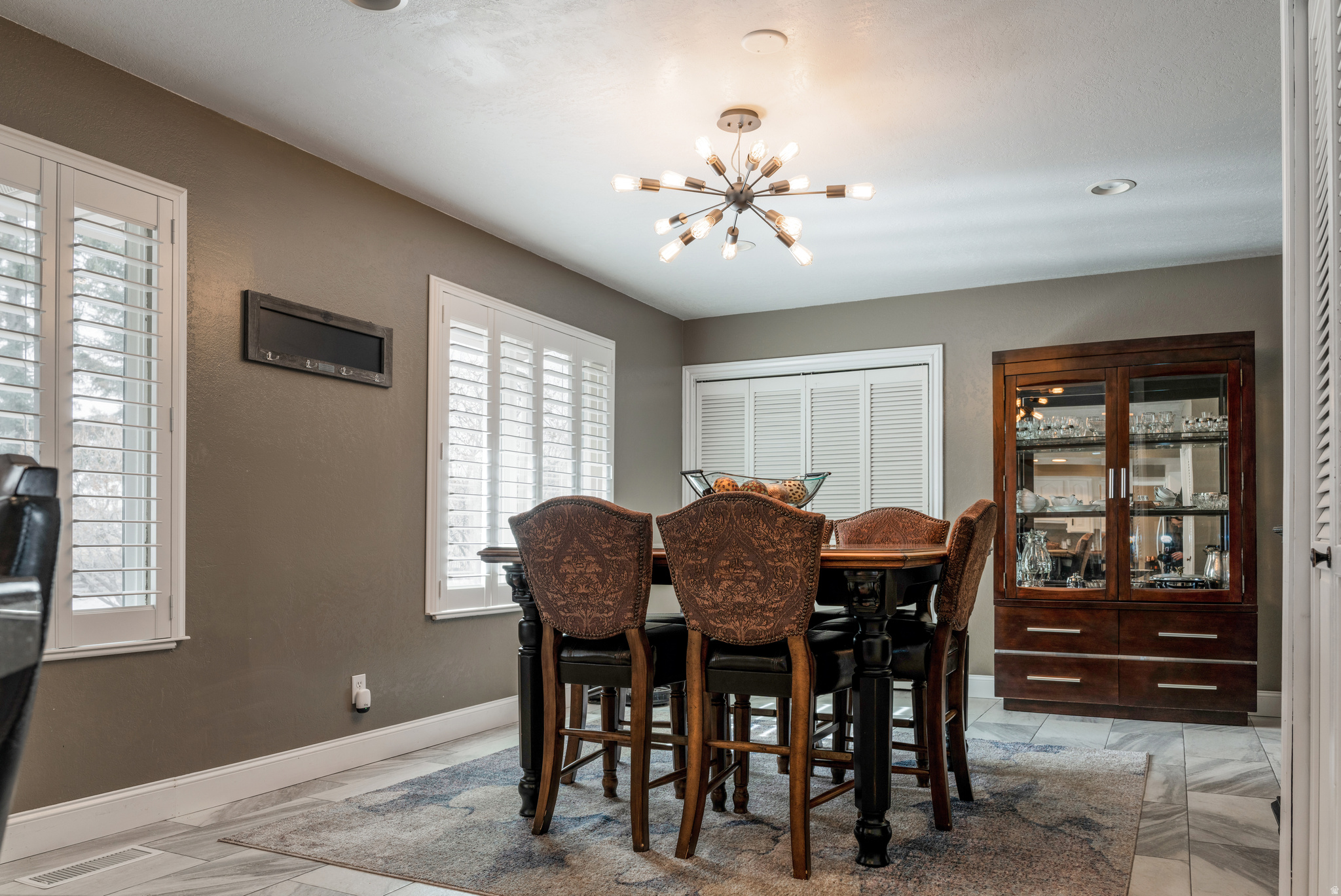 HUNTER HILL - Residential