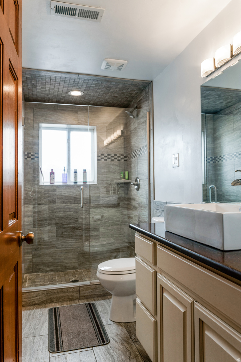 HUNTER HILL - Residential