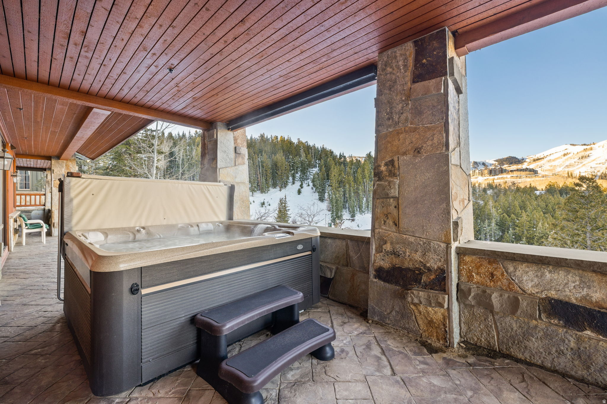 BELLEARBOR - Residential