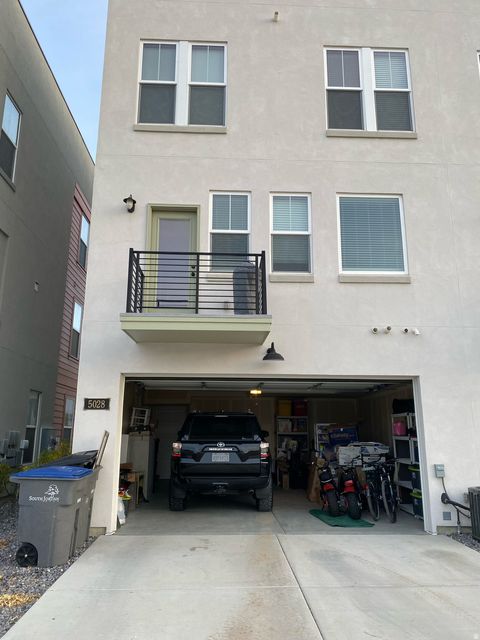 Tiny photo for 5028 W DAYBREAK PKWY, South Jordan, UT 84009 (MLS # 2140177)