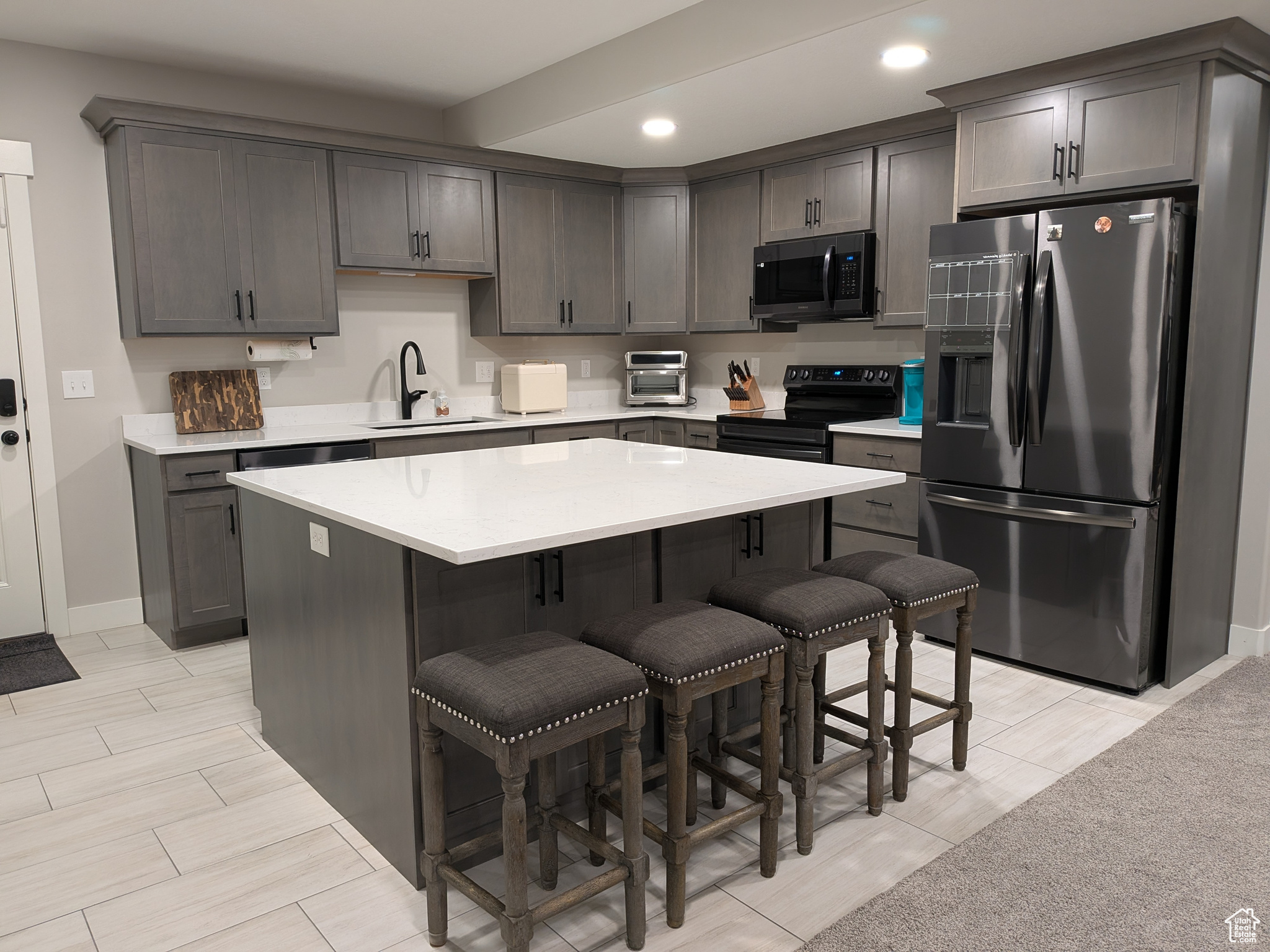 BELMONT - Residential