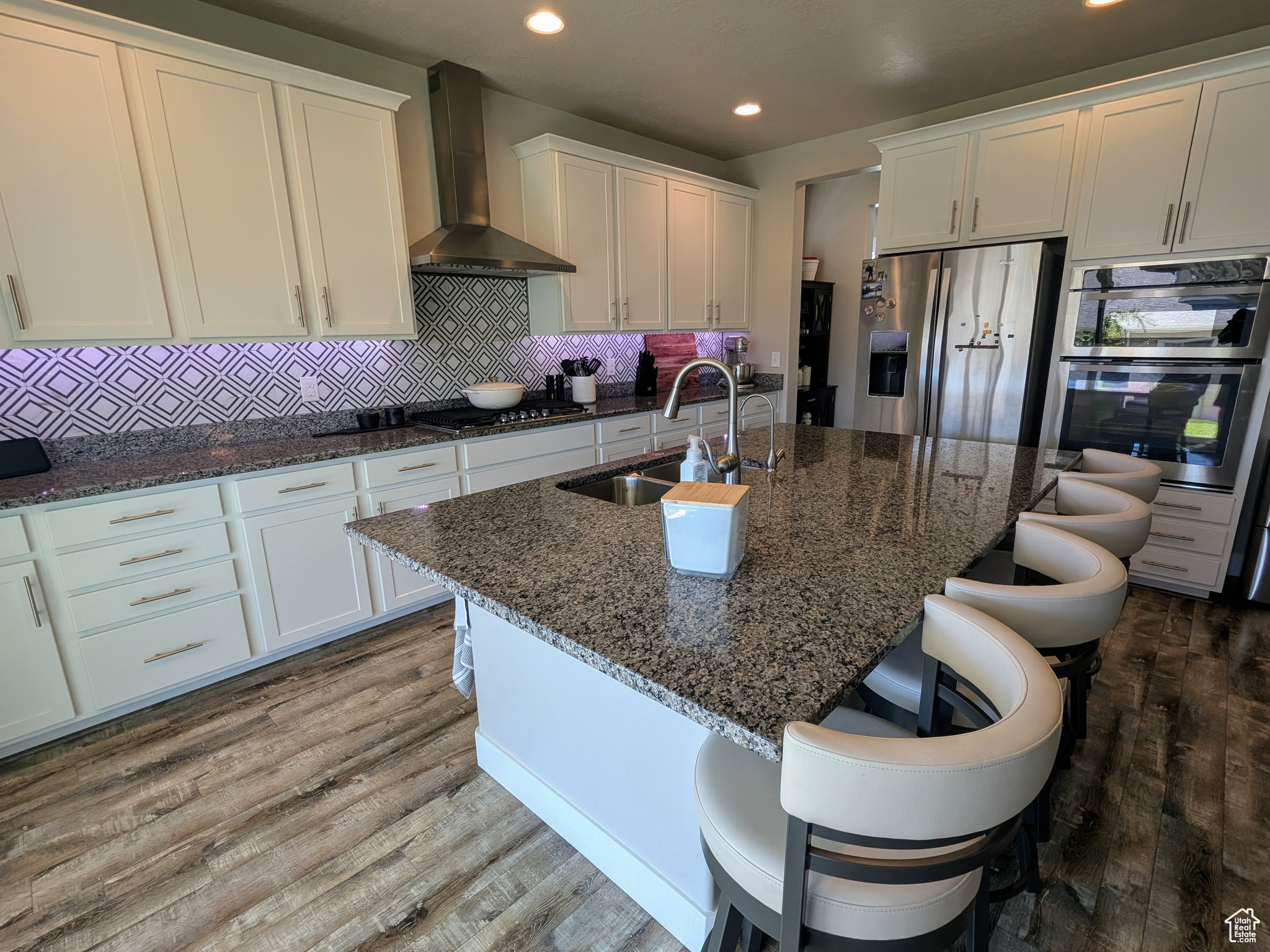 BELMONT - Residential