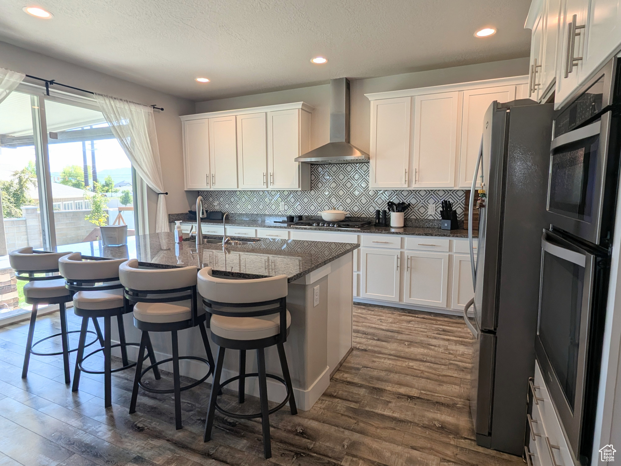 BELMONT - Residential