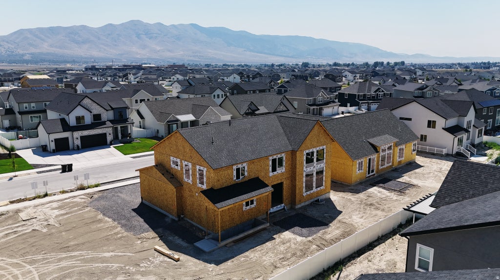 Photo of 5359 N HONEY SUCKLE WAY, Eagle Mountain, UT 84005 (MLS # 2179530)