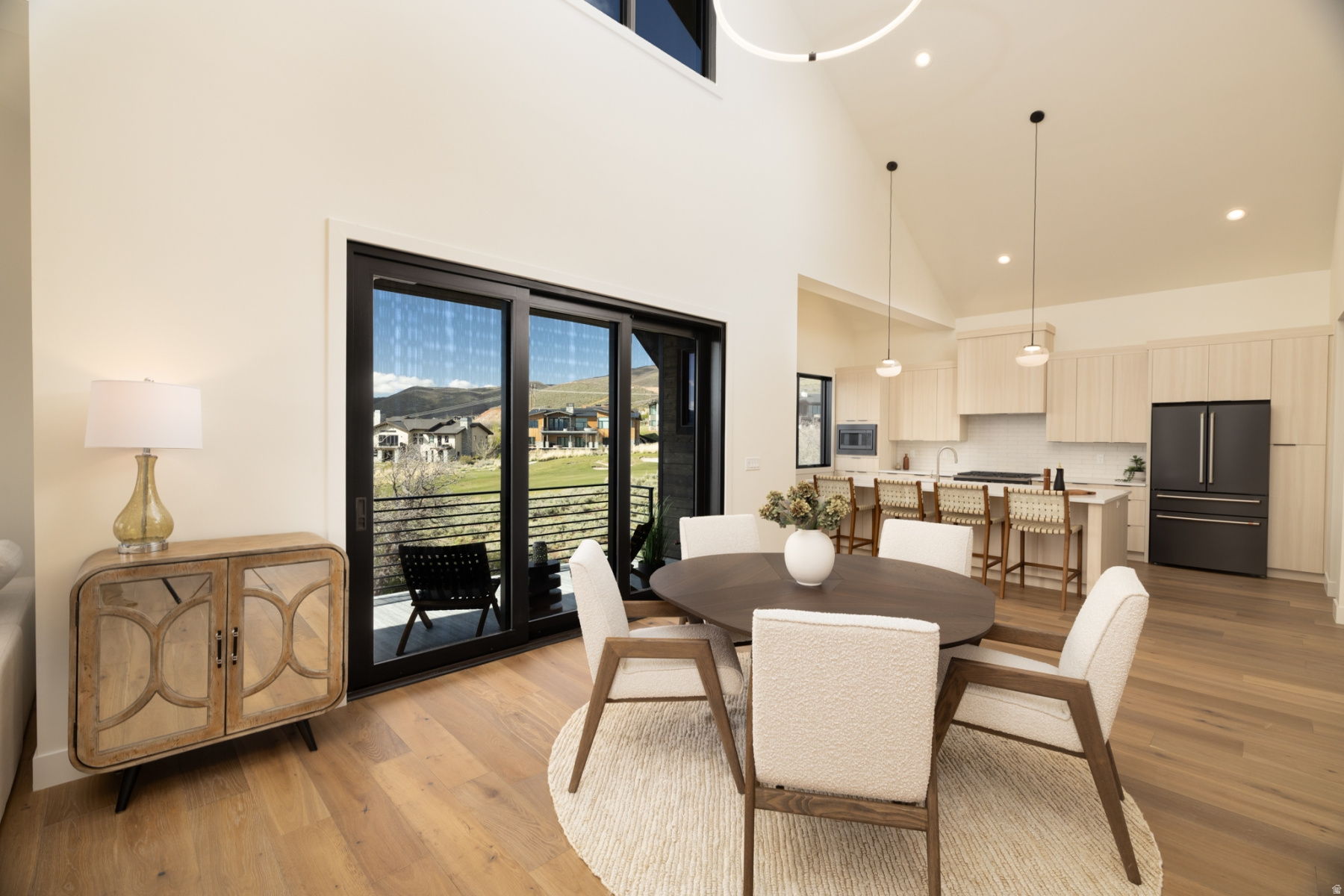 HIDEOUT CANYON - Residential